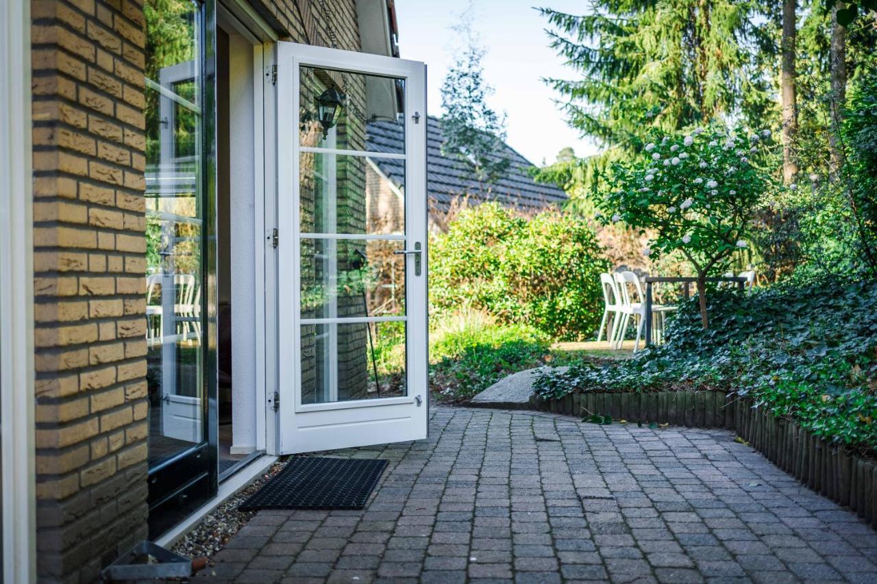 Luxe Vakantiehuis In Het Bos Met Jacuzzi En Sauna Lunteren Exterior foto